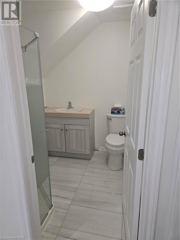 5127 Second Avenue, Niagara Falls, Ontario  L2E 4J8 - Photo 4 - 40493365
