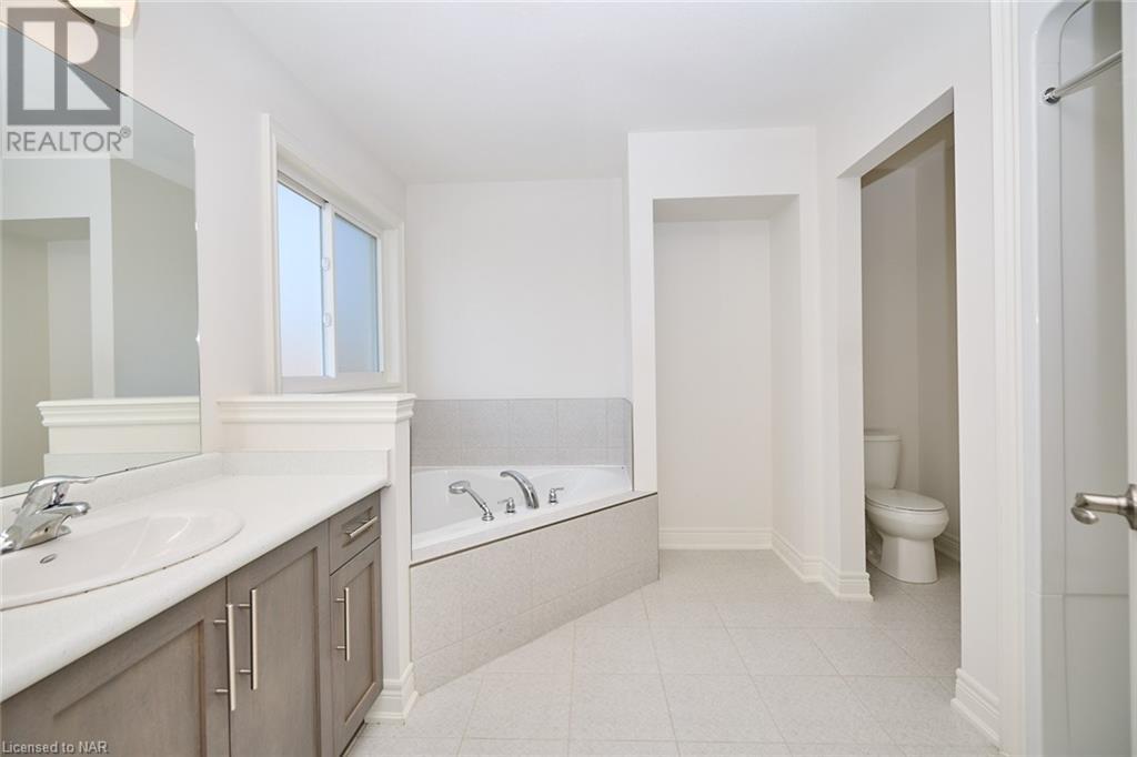 14 Overholt Drive, Thorold, Ontario  L0S 1K0 - Photo 21 - 40494126