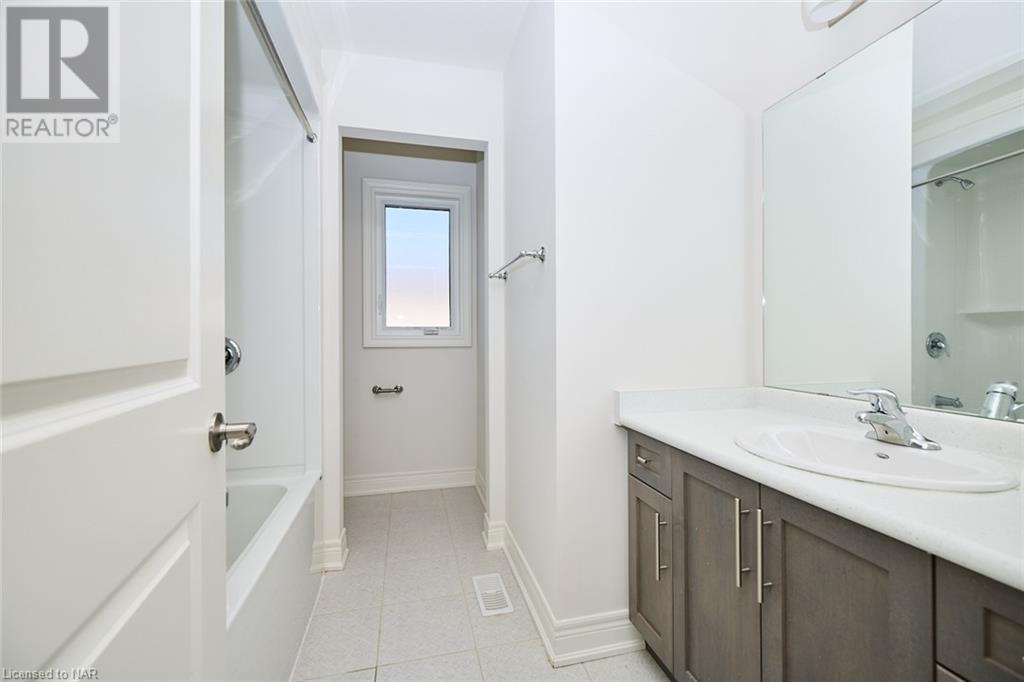 14 Overholt Drive, Thorold, Ontario  L0S 1K0 - Photo 26 - 40494126