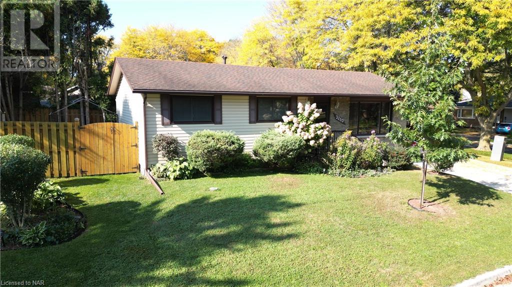 3253 Butler Place, Niagara Falls, Ontario  L2J 3K3 - Photo 3 - 40494095