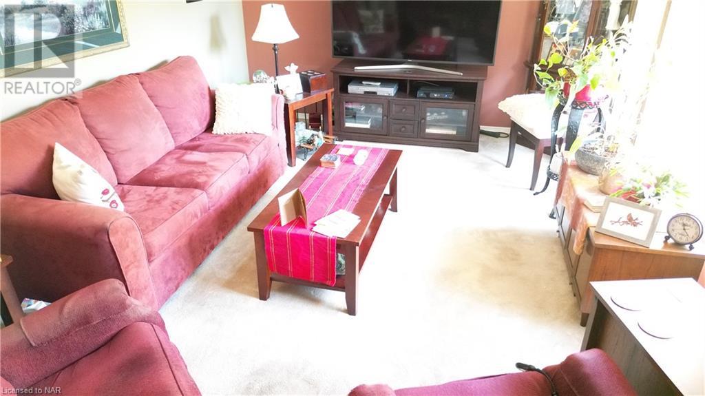 3253 Butler Place, Niagara Falls, Ontario  L2J 3K3 - Photo 8 - 40494095