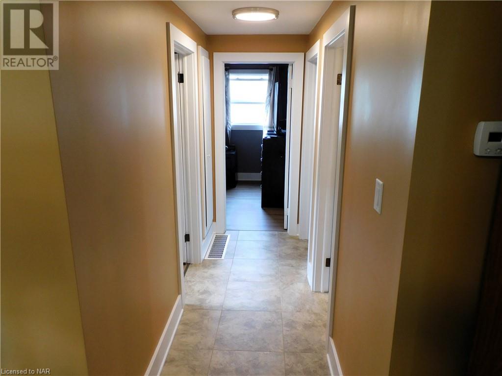 11 White Avenue, Fort Erie, Ontario  L2A 1C6 - Photo 14 - 40490163