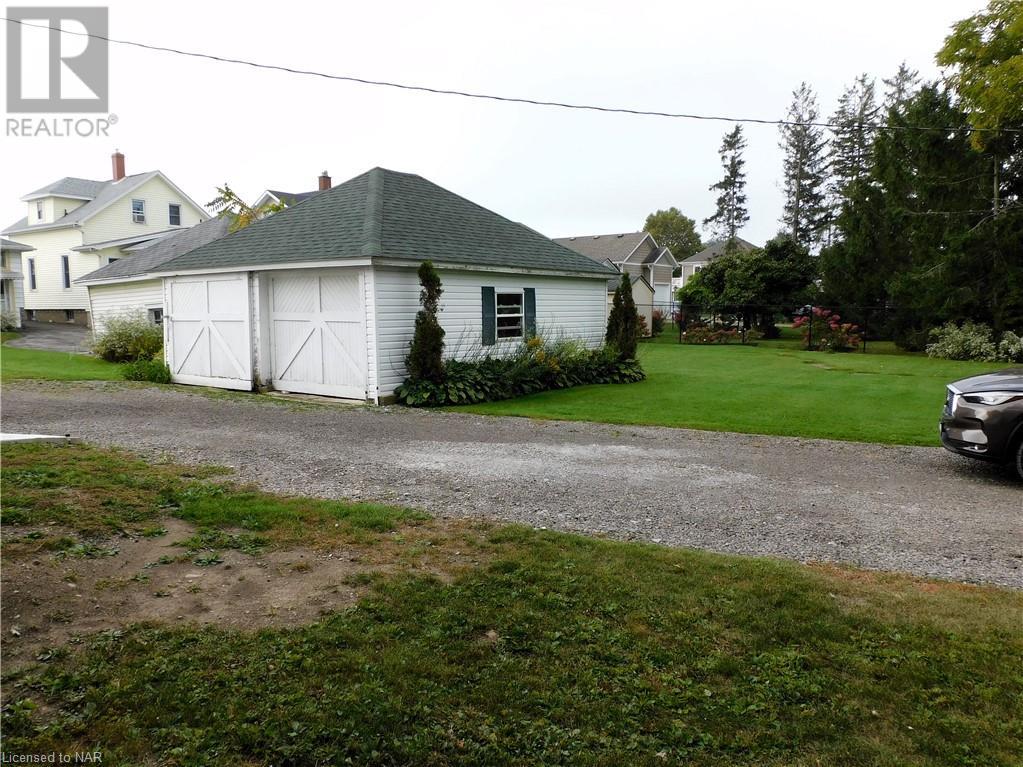 11 White Avenue, Fort Erie, Ontario  L2A 1C6 - Photo 7 - 40490163
