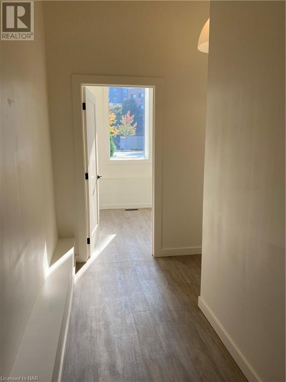 62 Welland Avenue, St. Catharines, Ontario  L2R 2M7 - Photo 10 - 40494815