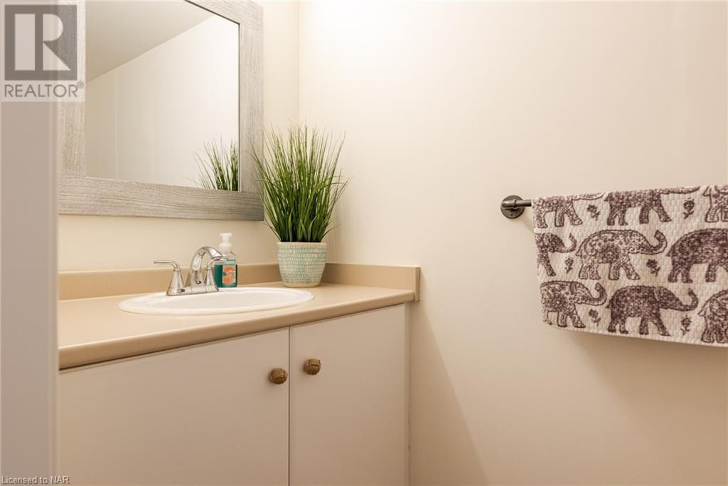 5 Lakeside Drive Unit# 27, St. Catharines, Ontario  L2M 1P3 - Photo 48 - 40494708