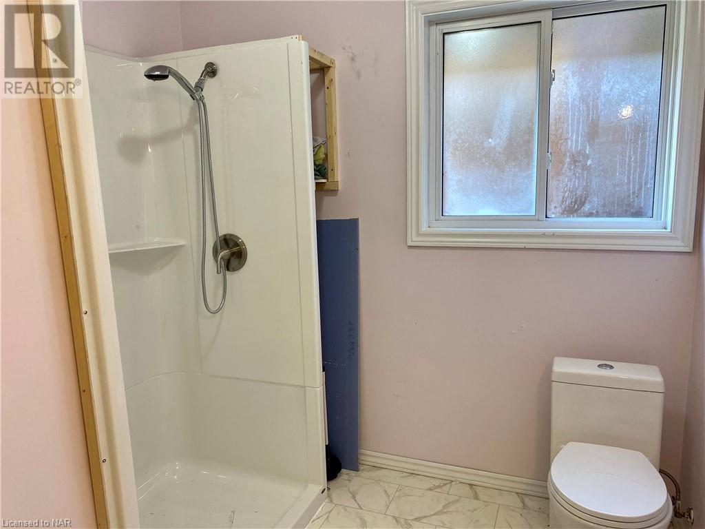 6940 Richmond Crescent, Niagara Falls, Ontario  L2G 5W6 - Photo 10 - 40492821