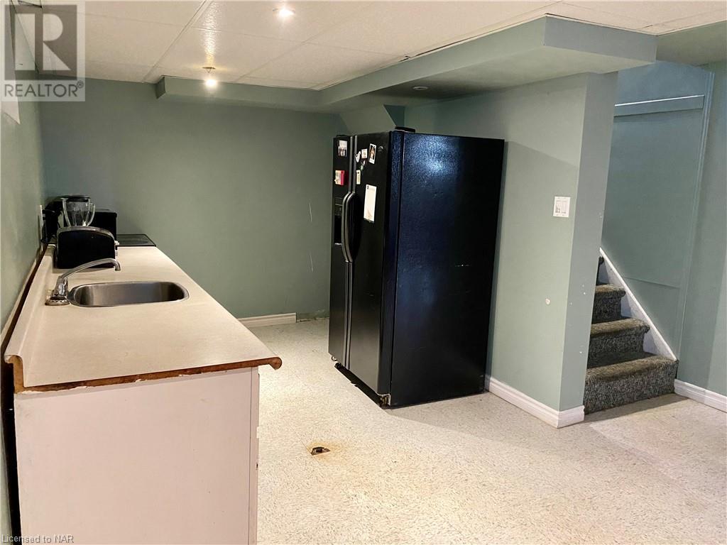 6940 Richmond Crescent, Niagara Falls, Ontario  L2G 5W6 - Photo 14 - 40492821