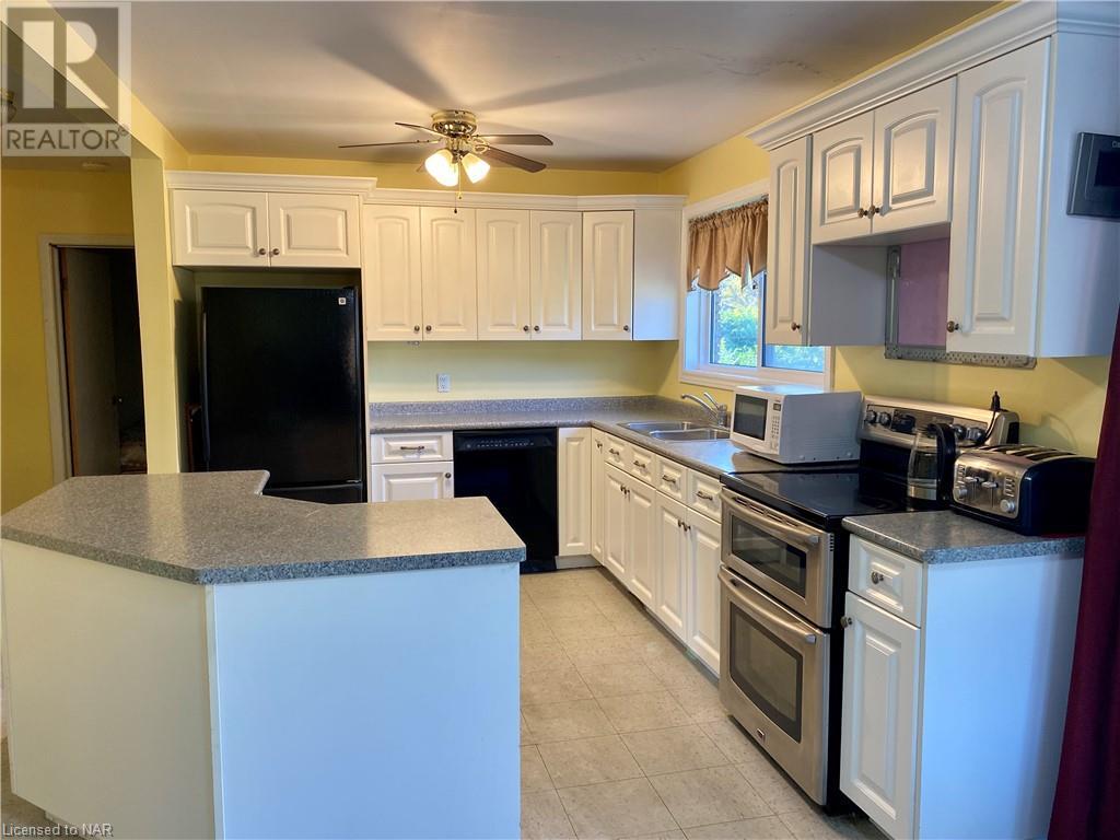 6940 Richmond Crescent, Niagara Falls, Ontario  L2G 5W6 - Photo 6 - 40492821