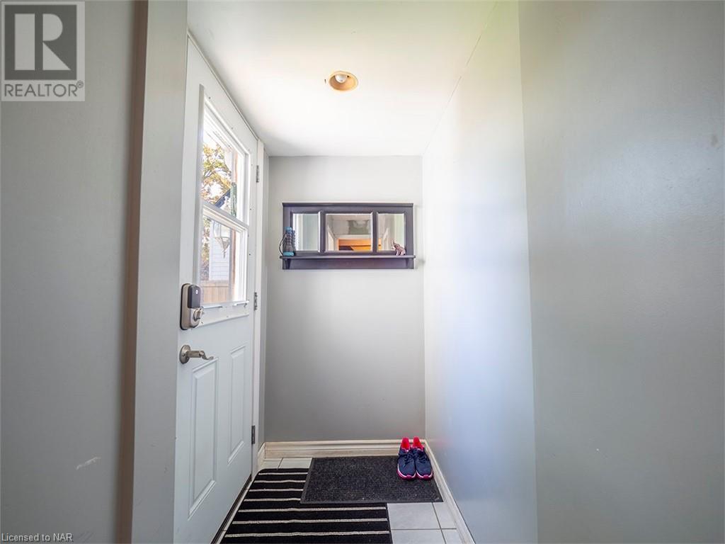 848 Steele Street, Port Colborne, Ontario  L3K 4Z6 - Photo 14 - 40489728