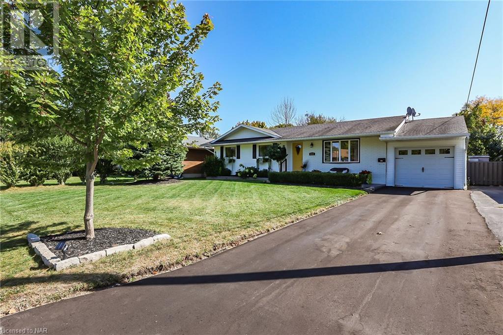 8321 Breadner Crescent, Niagara Falls, Ontario  L2G 6N6 - Photo 2 - 40495752