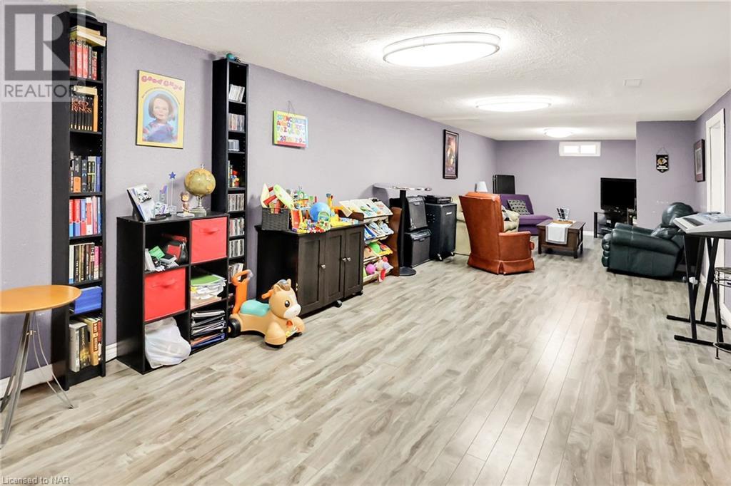 8321 Breadner Crescent, Niagara Falls, Ontario  L2G 6N6 - Photo 24 - 40495752