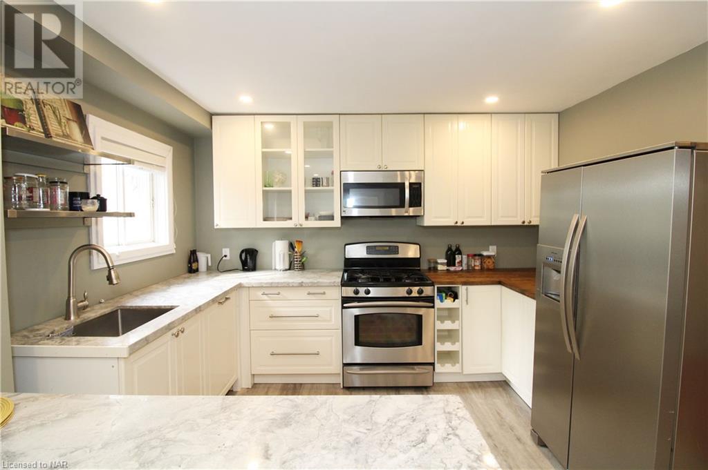 32 Edmund Street, St. Catharines, Ontario  L2R 2G2 - Photo 5 - 40494712