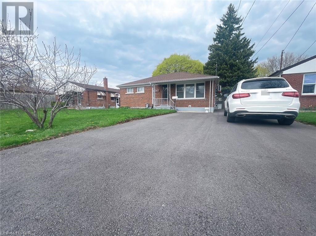 5967 Biamonte Crescent Unit# Upper Unit, Niagara Falls, Ontario  L2E 1Y7 - Photo 2 - 40496513
