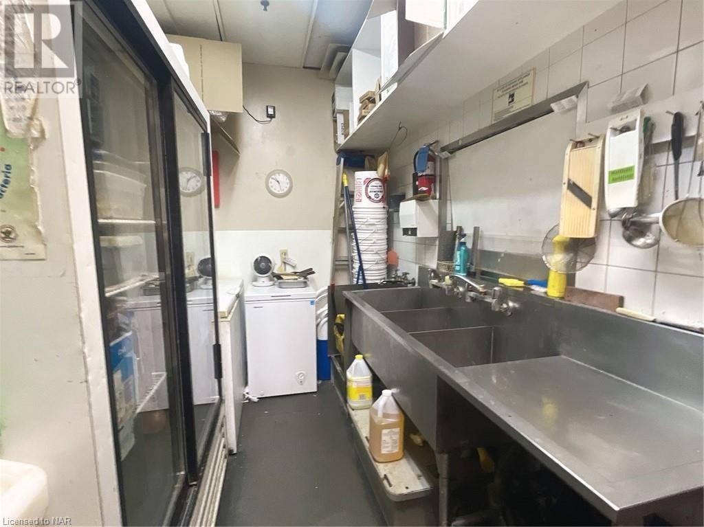 285 Geneva Street Unit# C3, St. Catharines, Ontario  L2N 2E9 - Photo 15 - 40496651