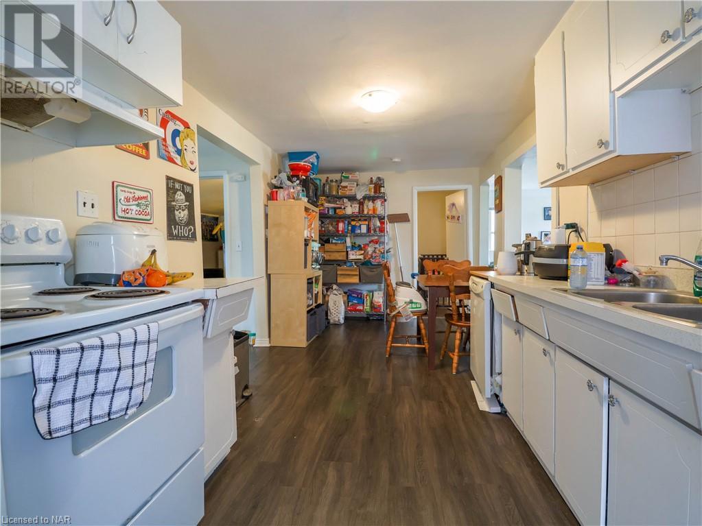 31 Metcalfe Street, Thorold, Ontario  L2V 2Z7 - Photo 13 - 40494106