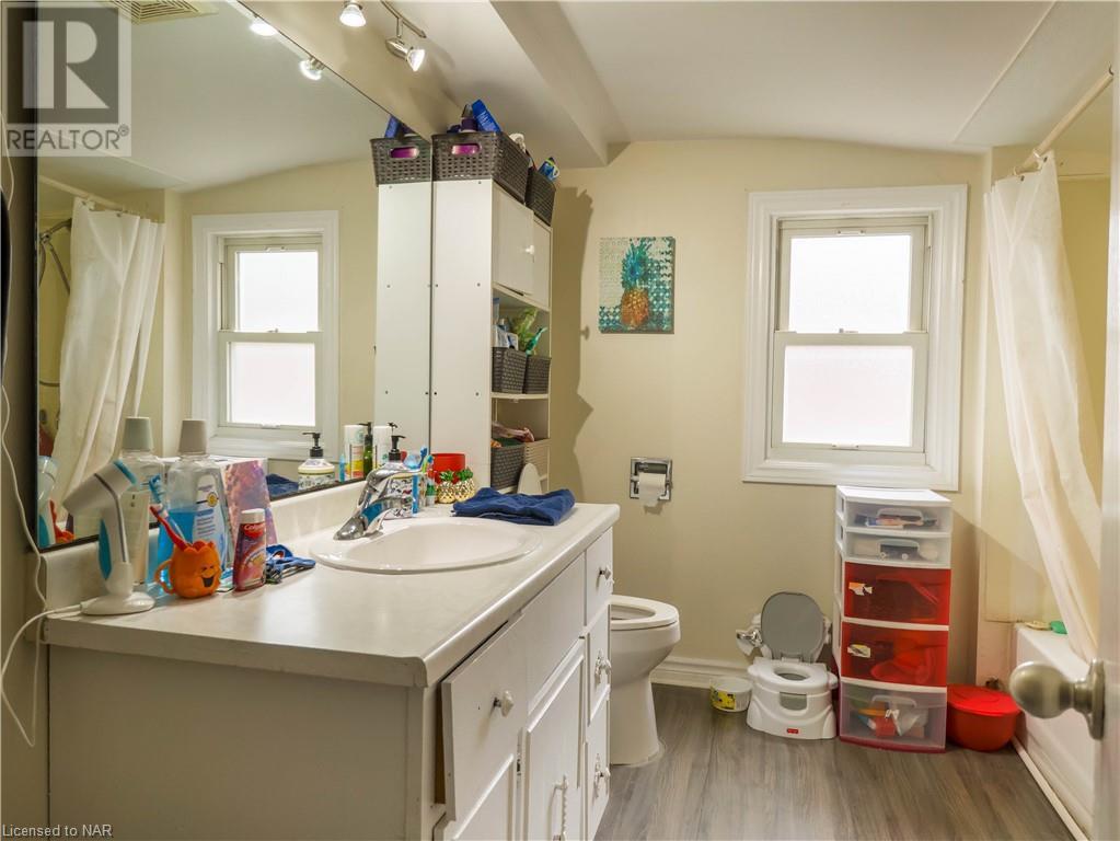 31 Metcalfe Street, Thorold, Ontario  L2V 2Z7 - Photo 26 - 40494106