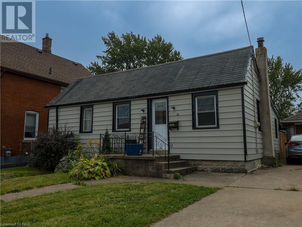 31 Metcalfe Street, Thorold, Ontario  L2V 2Z7 - Photo 3 - 40494106