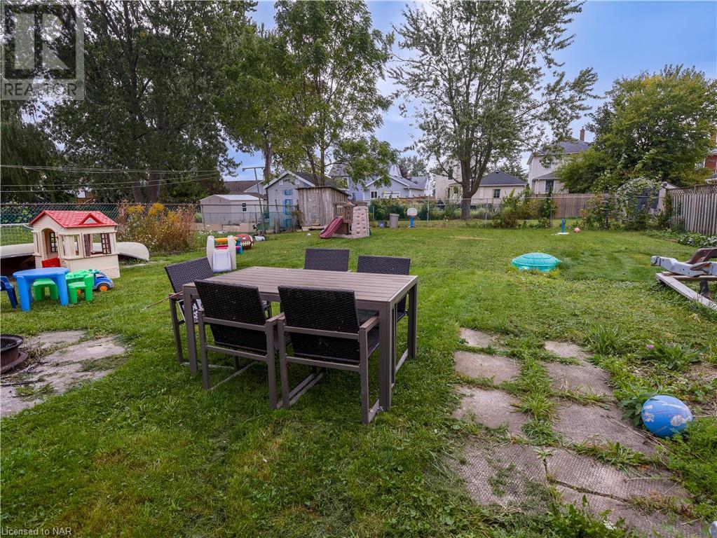 31 Metcalfe Street, Thorold, Ontario  L2V 2Z7 - Photo 42 - 40494106