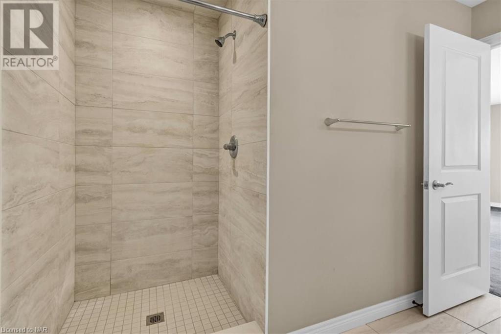 120 Vineberg Drive Unit# 17, Hamilton, Ontario  L8W 4A3 - Photo 39 - 40492728