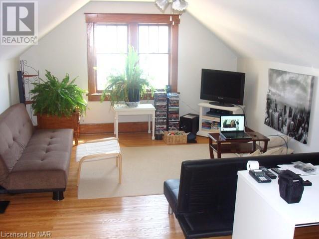 4913 Flynn Court, Niagara Falls, Ontario  L2E 3Z5 - Photo 11 - 40497248