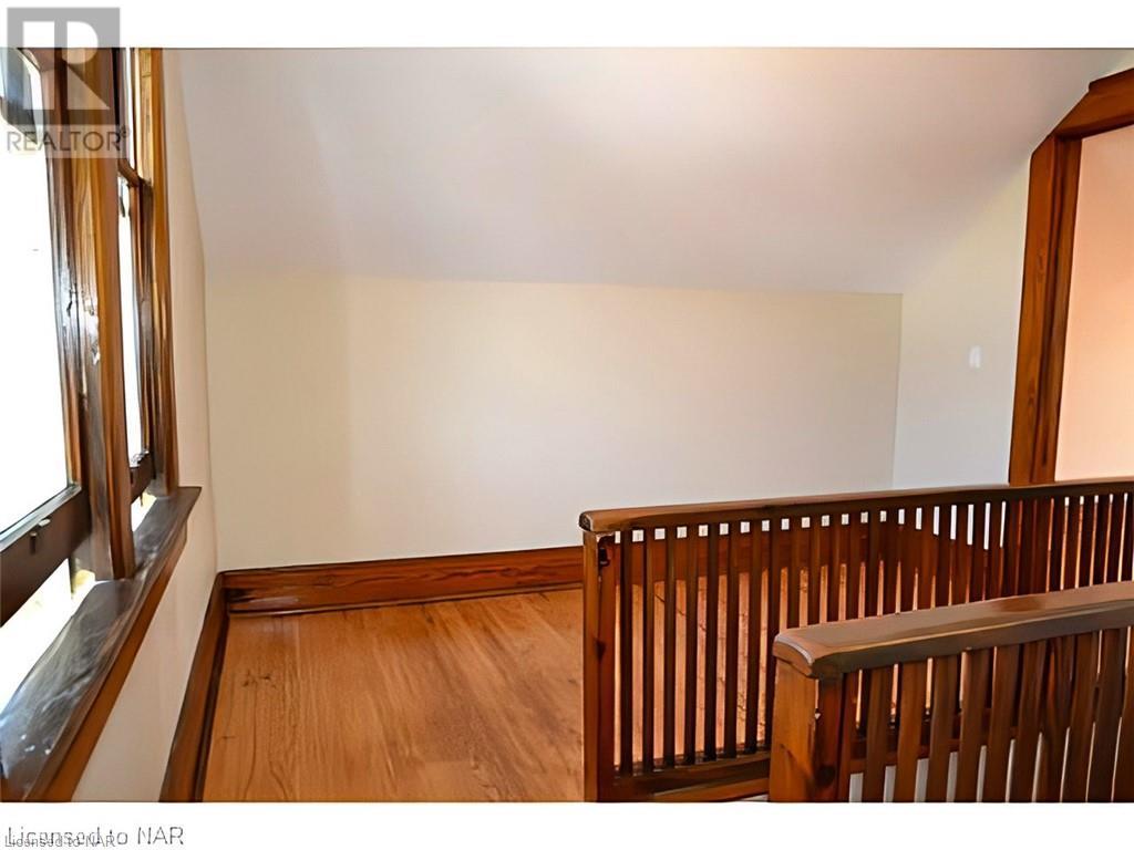4913 Flynn Court, Niagara Falls, Ontario  L2E 3Z5 - Photo 9 - 40497248