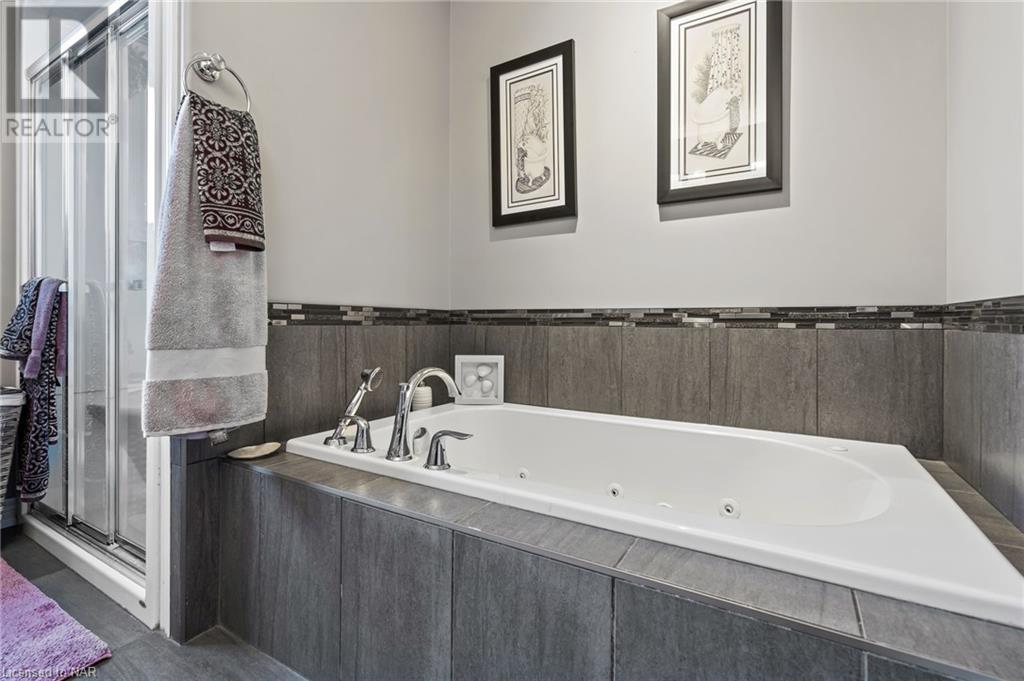 8826 Angie Drive Drive, Niagara Falls, Ontario  L2H 0H9 - Photo 28 - 40494421