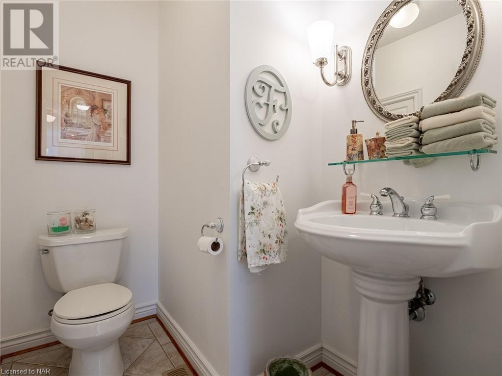 175 Lakeshore Road W, Port Colborne, Ontario  L3K 2S2 - Photo 13 - 40497361