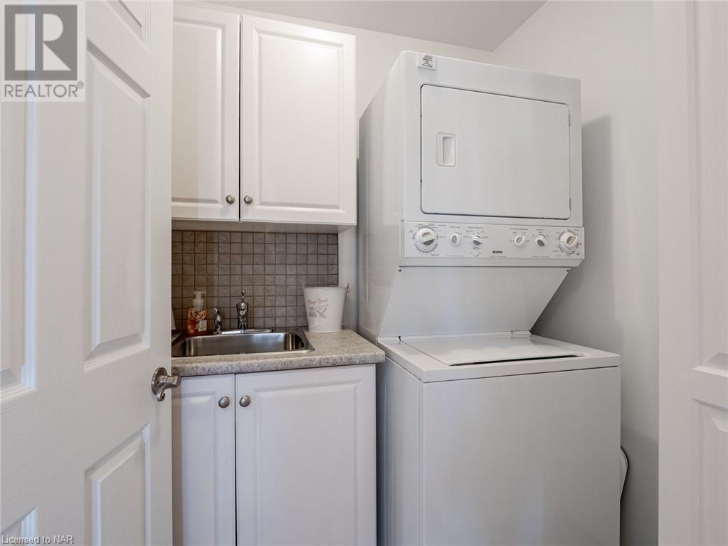 175 Lakeshore Road W, Port Colborne, Ontario  L3K 2S2 - Photo 14 - 40497361