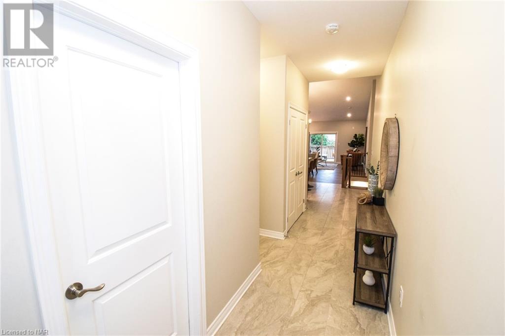 31 Thomas Burns Common, St. Catharines, Ontario  L2N 0B1 - Photo 4 - 40497524