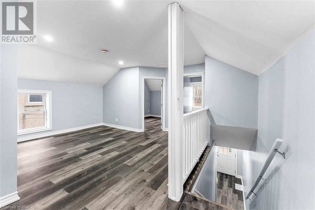 30 - 30 1/2 Division Street, St. Catharines, Ontario  L2R 3G2 - Photo 32 - 40497516