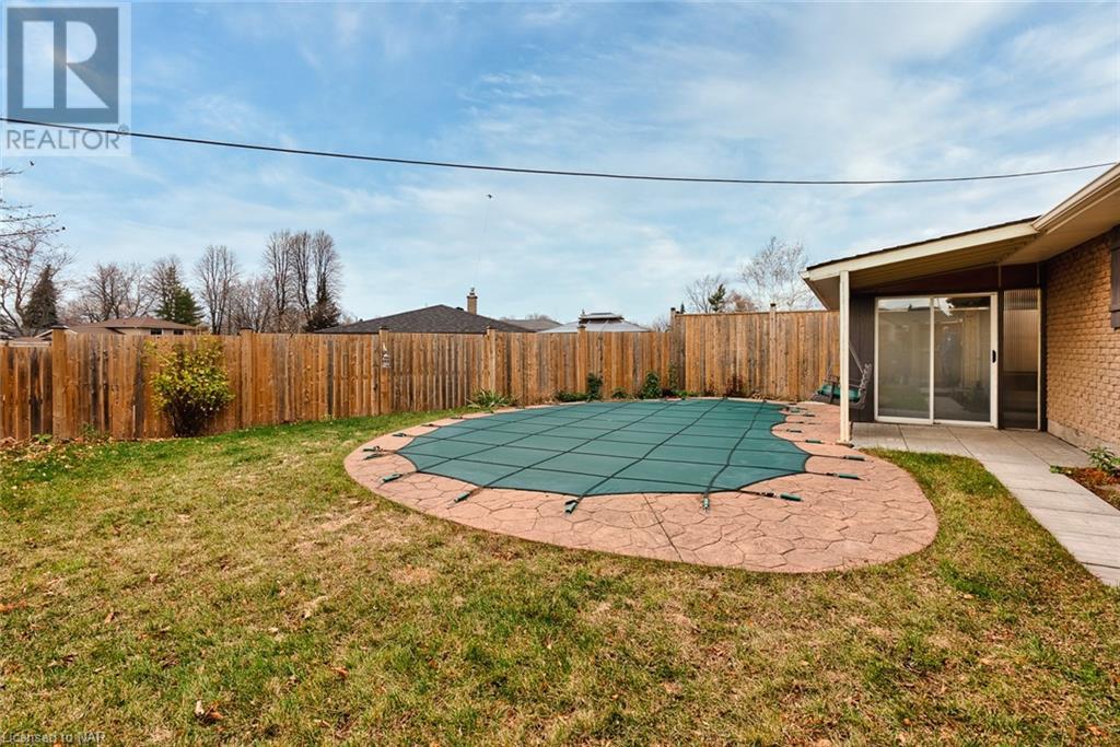 7229 Harriman Street, Niagara Falls, Ontario  L2J 3W6 - Photo 3 - 40497498