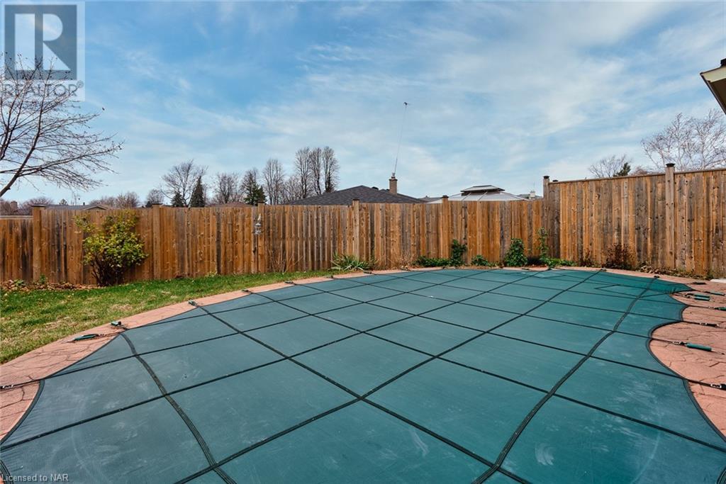 7229 Harriman Street, Niagara Falls, Ontario  L2J 3W6 - Photo 4 - 40497498