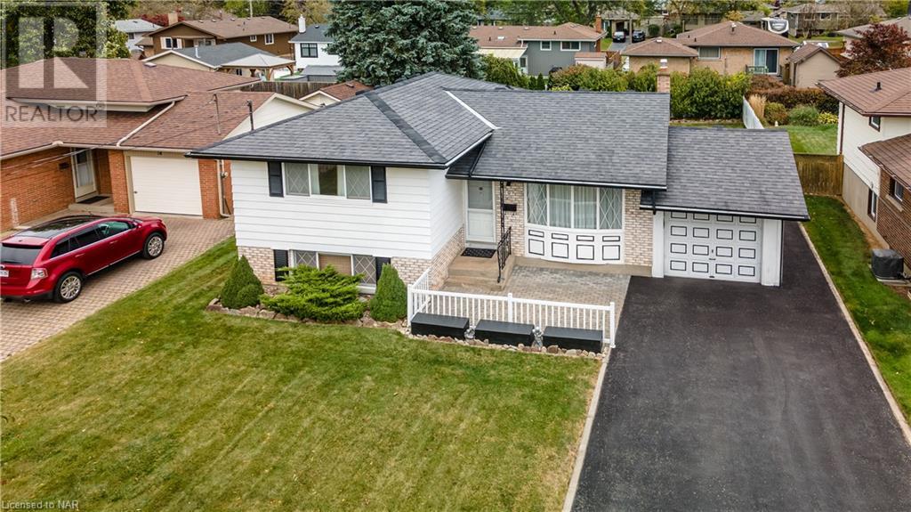 12 Noelle Drive, St. Catharines, Ontario  L2M 1M2 - Photo 2 - 40498699