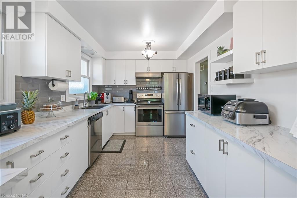 426 Vine Street, St. Catharines, Ontario  L2M 3S7 - Photo 12 - 40495536