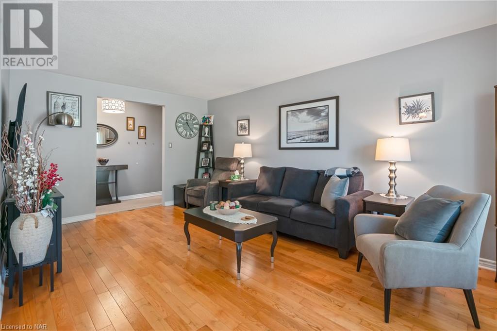 426 Vine Street, St. Catharines, Ontario  L2M 3S7 - Photo 9 - 40495536