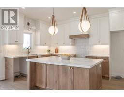 6 VENTURE Way, thorold, Ontario