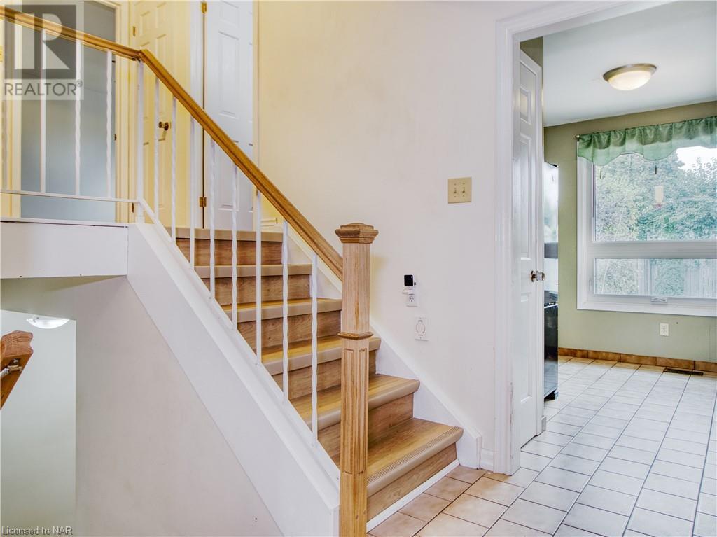 2860 Henley Avenue, Niagara Falls, Ontario  L2J 3M4 - Photo 14 - 40496574