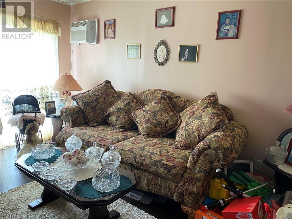 435 Bidwell Parkway, Fort Erie, Ontario  L2A 5M4 - Photo 4 - 40497528