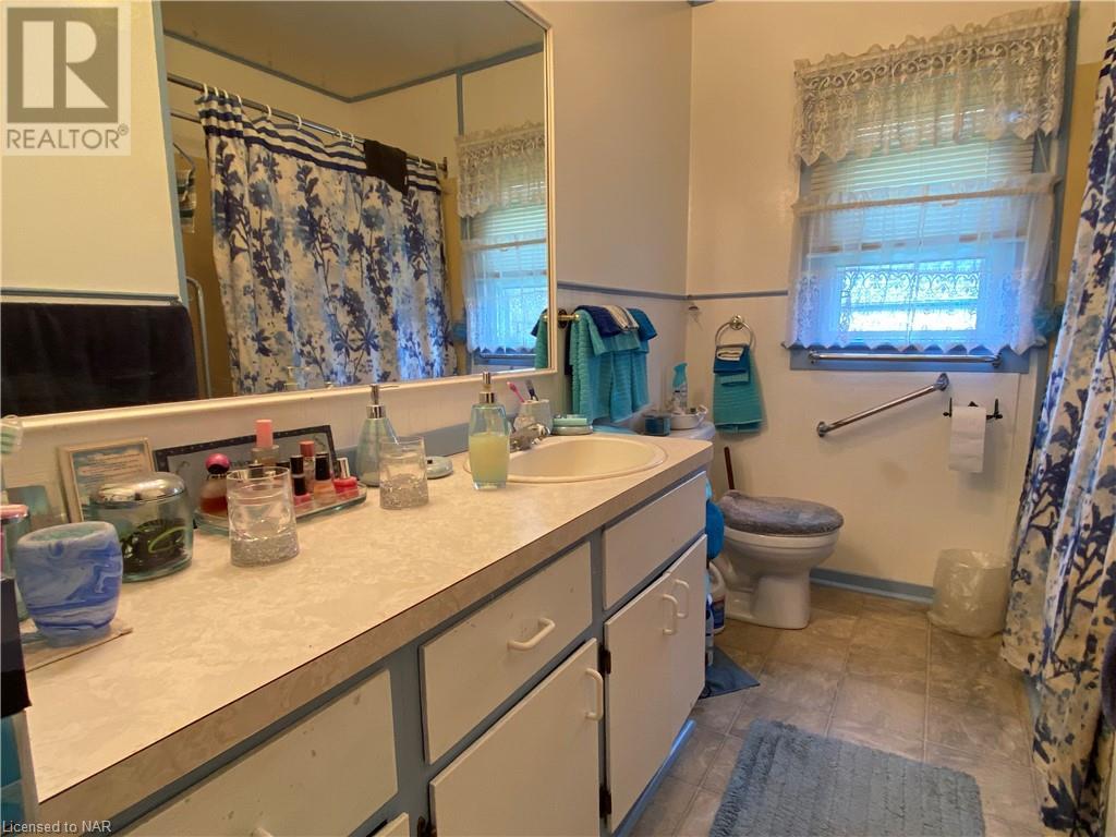 435 Bidwell Parkway, Fort Erie, Ontario  L2A 5M4 - Photo 9 - 40497528