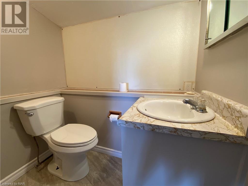 97 Queen Street, Fort Erie, Ontario  L2A 1T9 - Photo 15 - 40498926