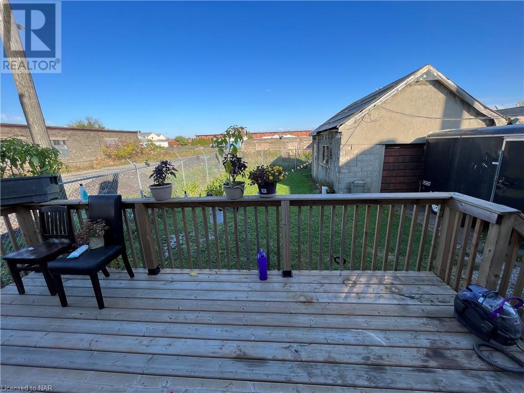 216 Burgar Street, Welland, Ontario  L3B 2T4 - Photo 18 - 40498499