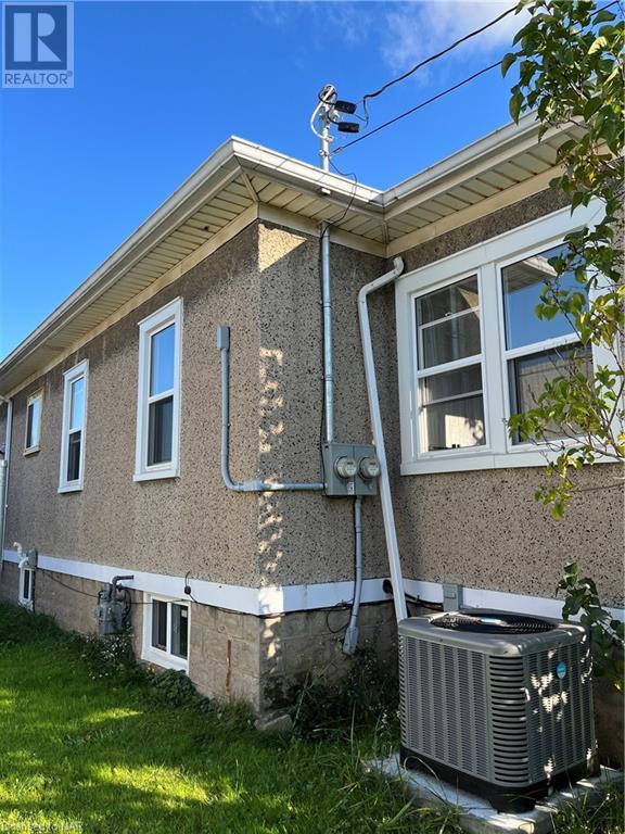 216 Burgar Street, Welland, Ontario  L3B 2T4 - Photo 28 - 40498499