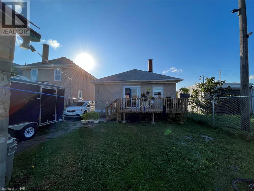 216 Burgar Street, Welland, Ontario  L3B 2T4 - Photo 30 - 40498499