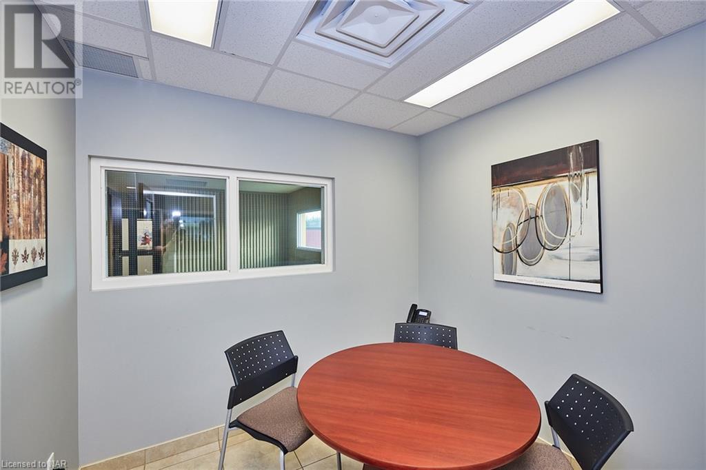 637 Niagara Street, Welland, Ontario  L3C 1L9 - Photo 13 - 40500306