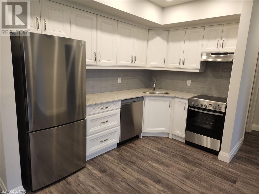 5698 Main Street Unit# 509, Niagara Falls, Ontario  L2G 5Z4 - Photo 2 - 40501717