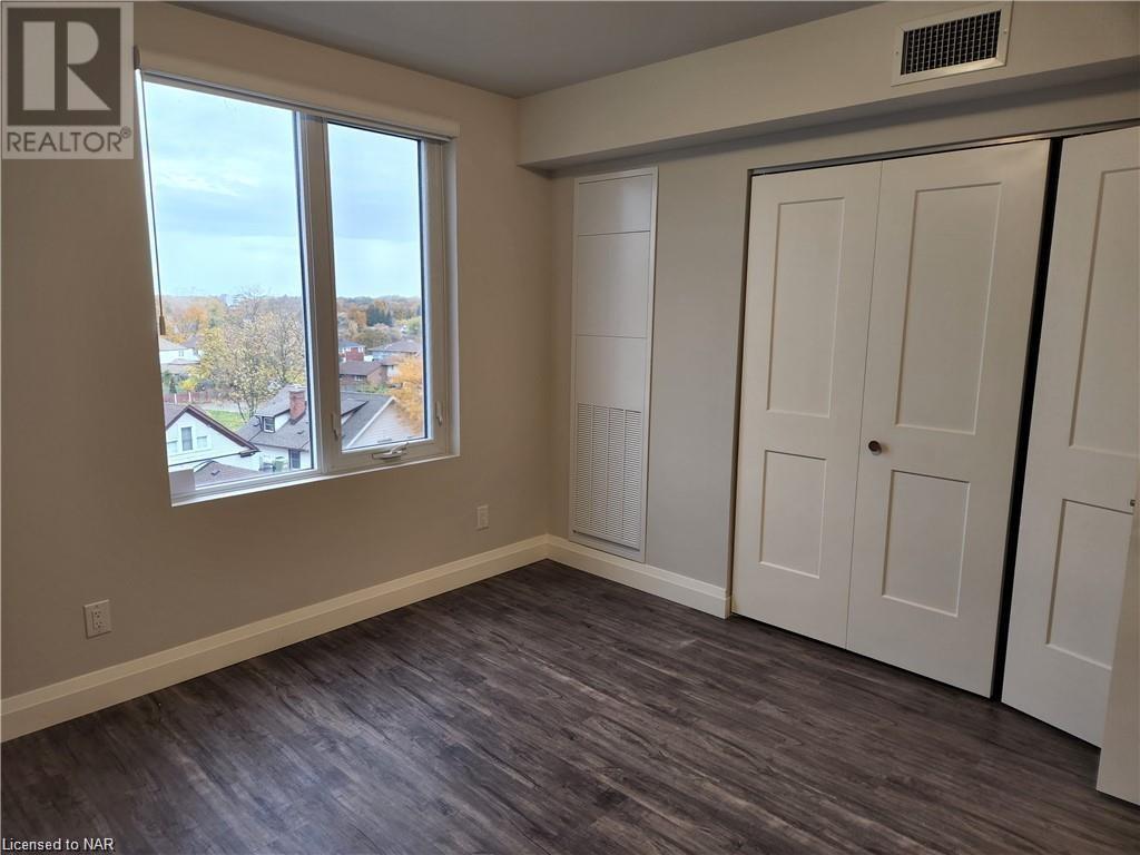 5698 Main Street Unit# 509, Niagara Falls, Ontario  L2G 5Z4 - Photo 5 - 40501717