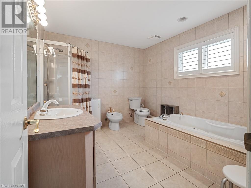 24 Sentance Avenue, Thorold, Ontario  L2V 4W9 - Photo 19 - 40501158