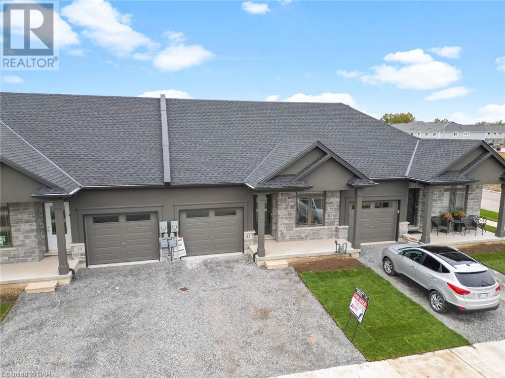 45 Austin Drive, Welland, Ontario  L3C 0H9 - Photo 3 - 40501908