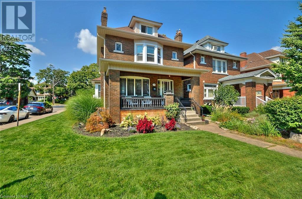 56 Balsam Avenue S, Hamilton, Ontario  L8M 3B1 - Photo 1 - 40500363