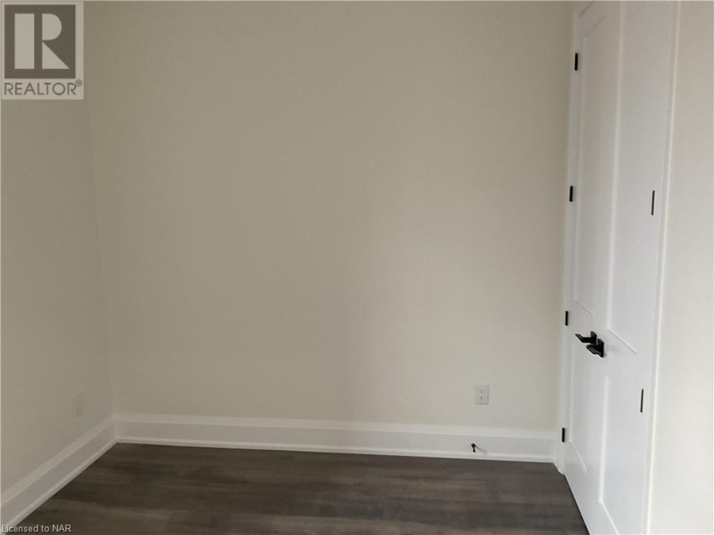 43 Jarvis Street Unit# 102, Fort Erie, Ontario  L2A 2S3 - Photo 4 - 40500176